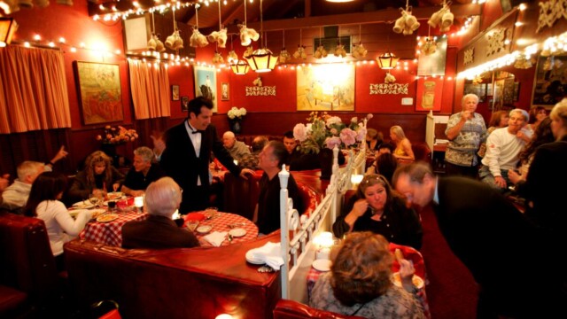 Dan Tana's Restaurant Hollywood